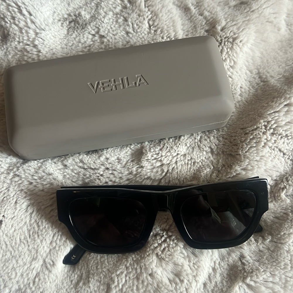 VEHLA sunglasses